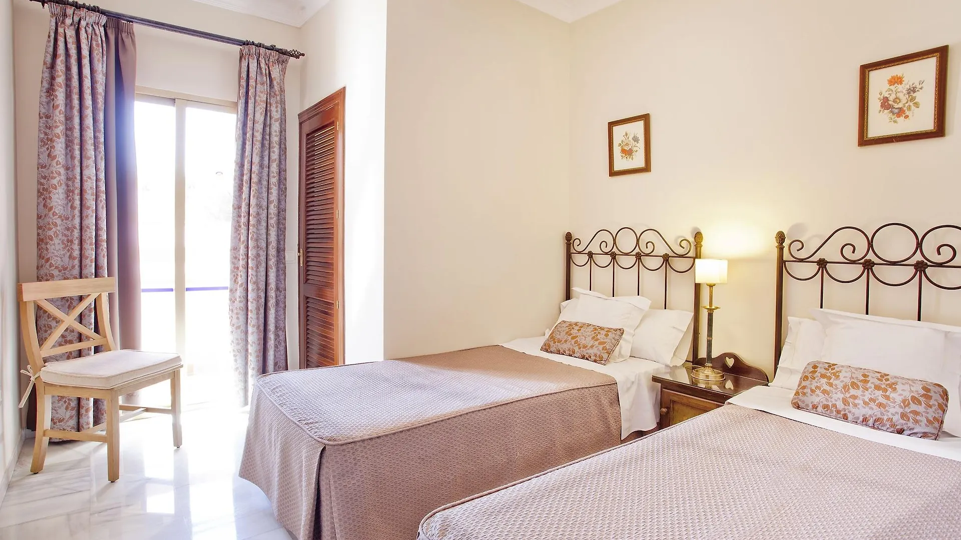 Aparthotel Sunset Beach Club Hotel Apartments Benalmadena